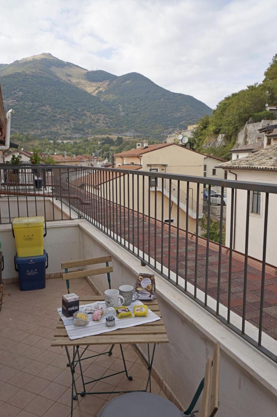 Casa Vacanze Donna Lucia Кастель-ди-Сангро Экстерьер фото