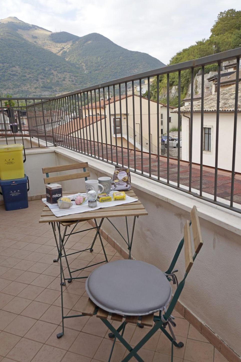 Casa Vacanze Donna Lucia Кастель-ди-Сангро Экстерьер фото